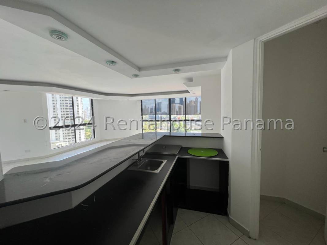 Large open plan living area with city views at PH Coral Plaza Panama City