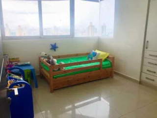 Apartment for Sale in San Francisco - 3 bedrooms