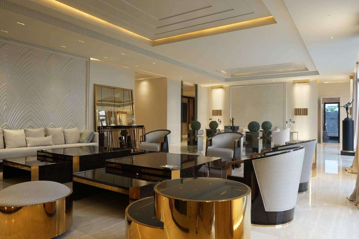 Ultra Luxury 4BR Penthouse with Private Pool in Ocean Reef Islands