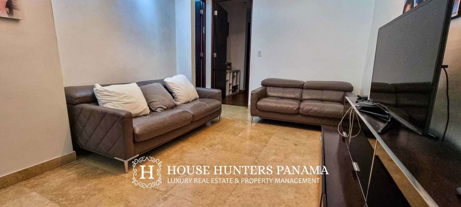 Modern kitchen with granite countertops in luxury apartment PH Pacific Village Punta Pacifica