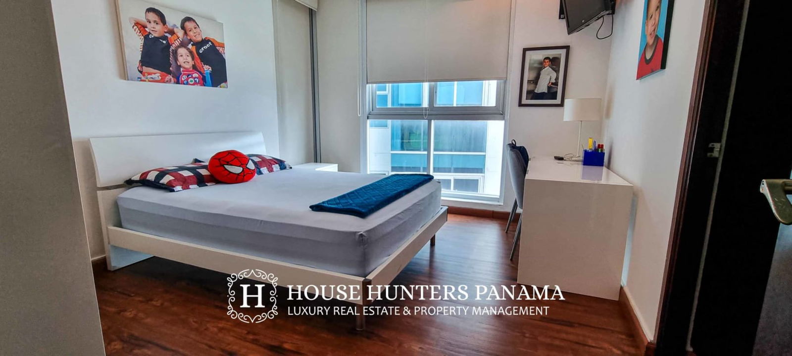 Marble bathroom with double sink, bathtub and shower in PH Pacific Village apartment Panama City