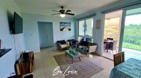 Kitchen with granite countertops and appliances fully furnished in PH Rodman Bijao Panama