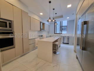 Apartment for Sale in Punta Pacífica - 3 bedrooms