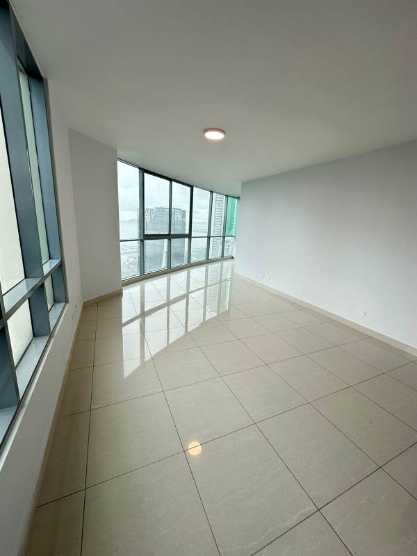 Luxury 3BR Oceanfront PH Allure Avonida Balboa Marbella