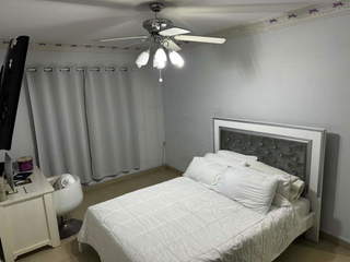 House for Sale in Rufina Alfaro - 4 bedrooms