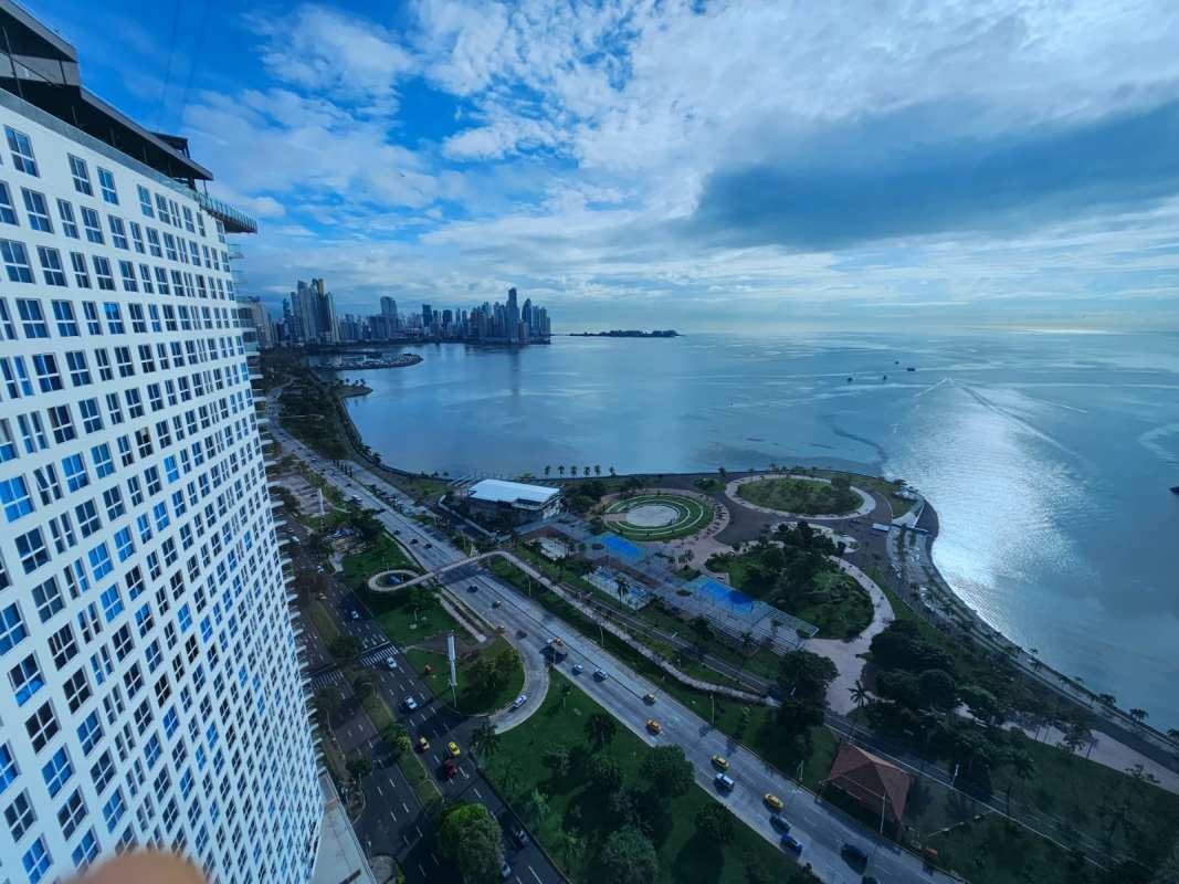 Rooftop lounge with sea and skyline panorama at The Sands Avenida Balboa Panama City