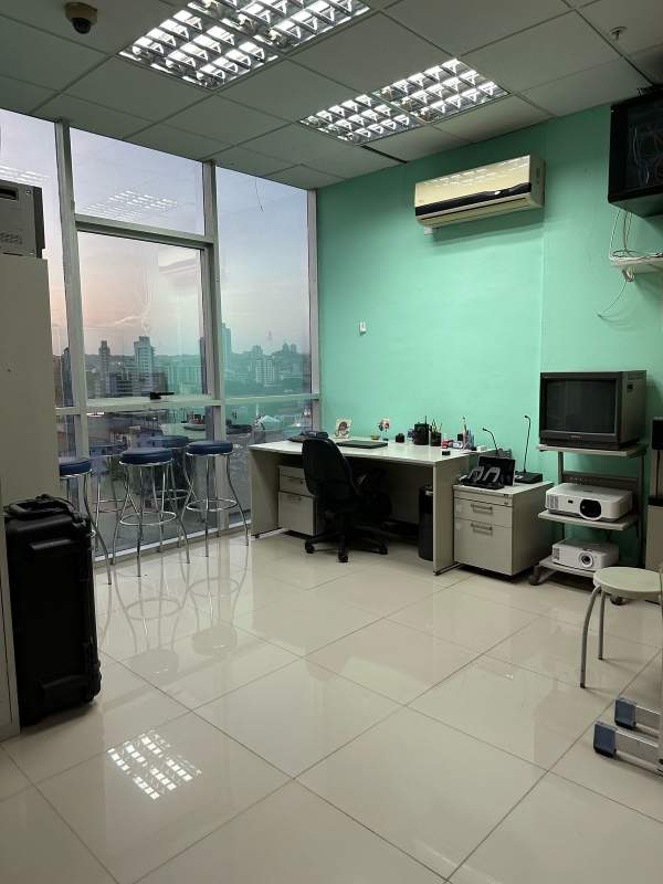 Interior private boardroom with modern equipment in PH Brazil 405 Panama City