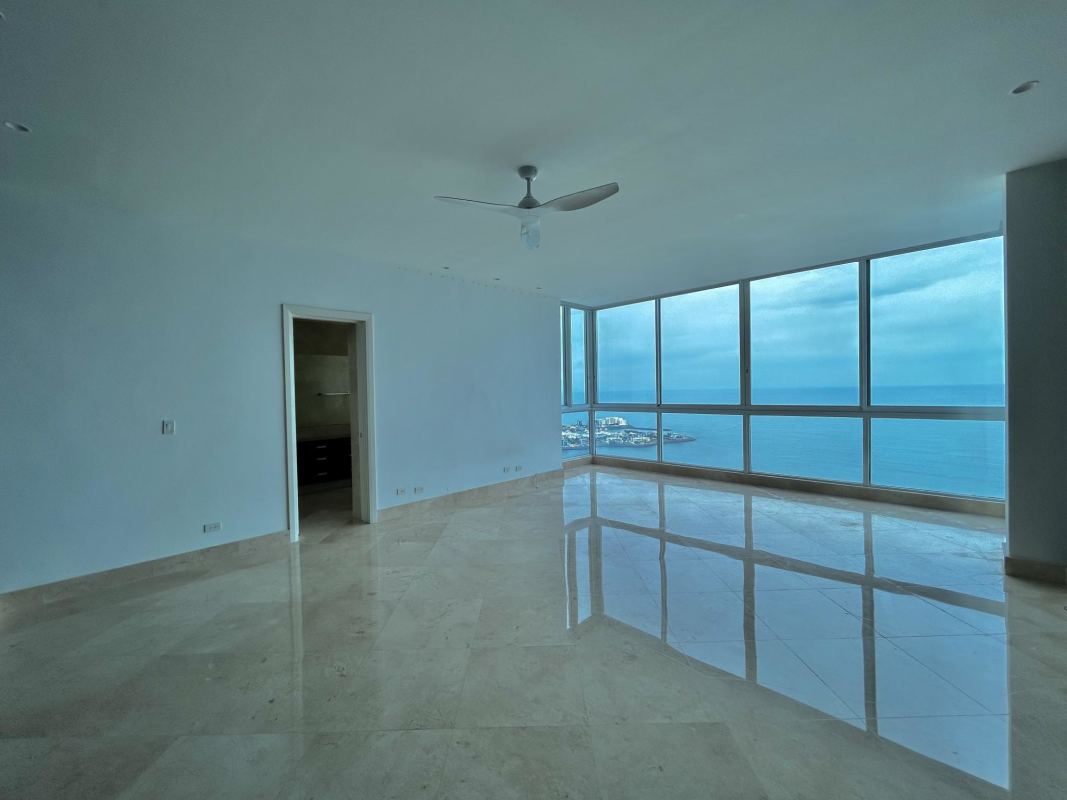 Luxury 4BR Oceanfront Apartment PH The Point Punta Paitilla