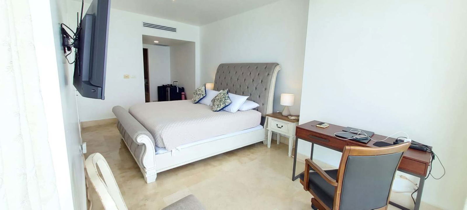 Spacious master bedroom with modern decor in PH Yoo Panama