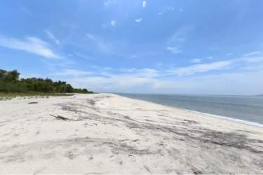 Natural sandy beach with calm ocean Punta Chame land for sale