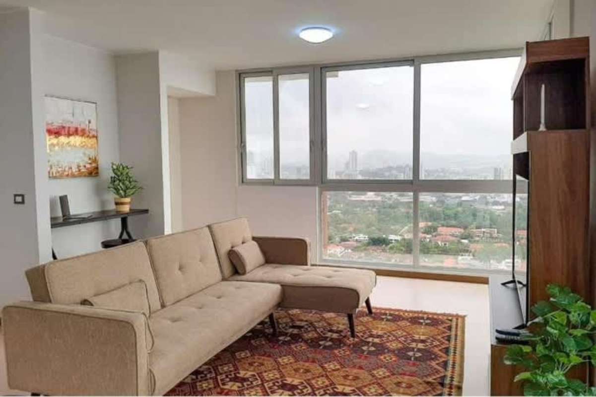 Kitchen with modern cabinetry and appliances in PH Coco del Mar Suites Panama