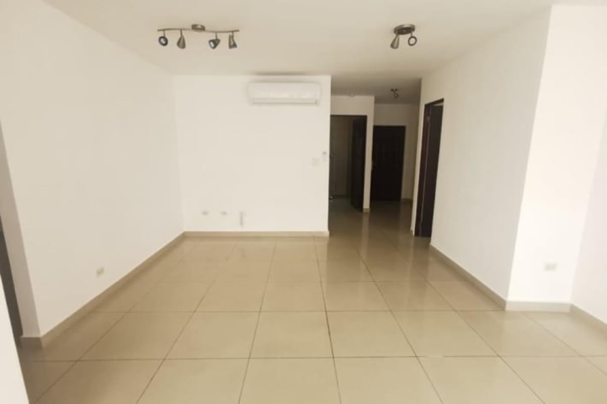 Luxury Remodeled 2BR Apartment PH Victory Wellness Coco del Mar