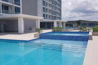 Large swimming pool with kids' area at Royal Palm beachfront condos Panama