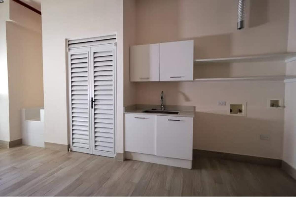 Balcony with marina views at luxurious Waterfront 21 apartment in Ocean Reef Islands Panama City