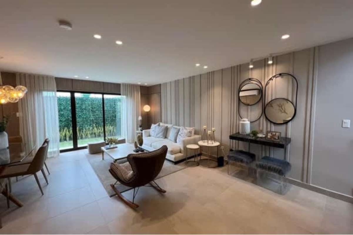 Resort-style pool and clubhouse amenities gated Costa Linda Panama residential