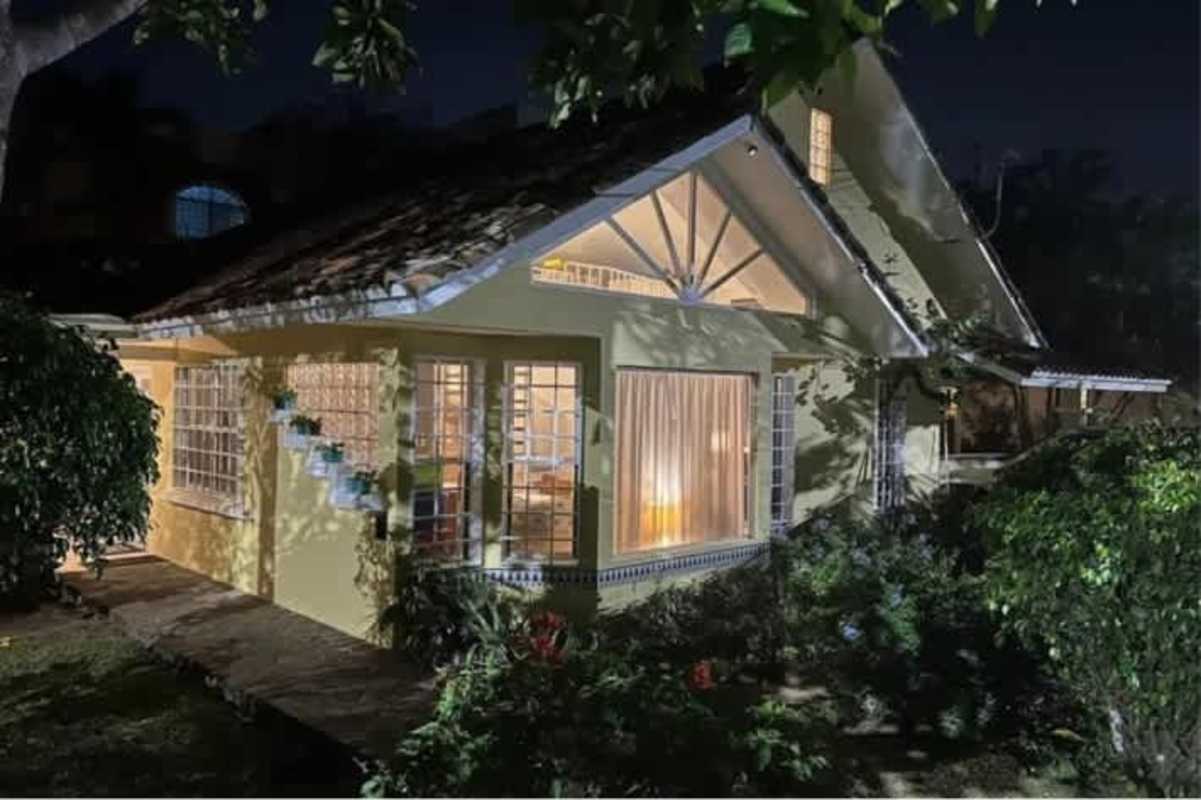 Large open concept living and dining area in Brisas del Golf house for sale