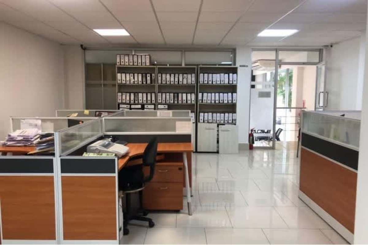 Open plan commercial space interior with tile floors in PH El Cangrejo Plaza Panama City