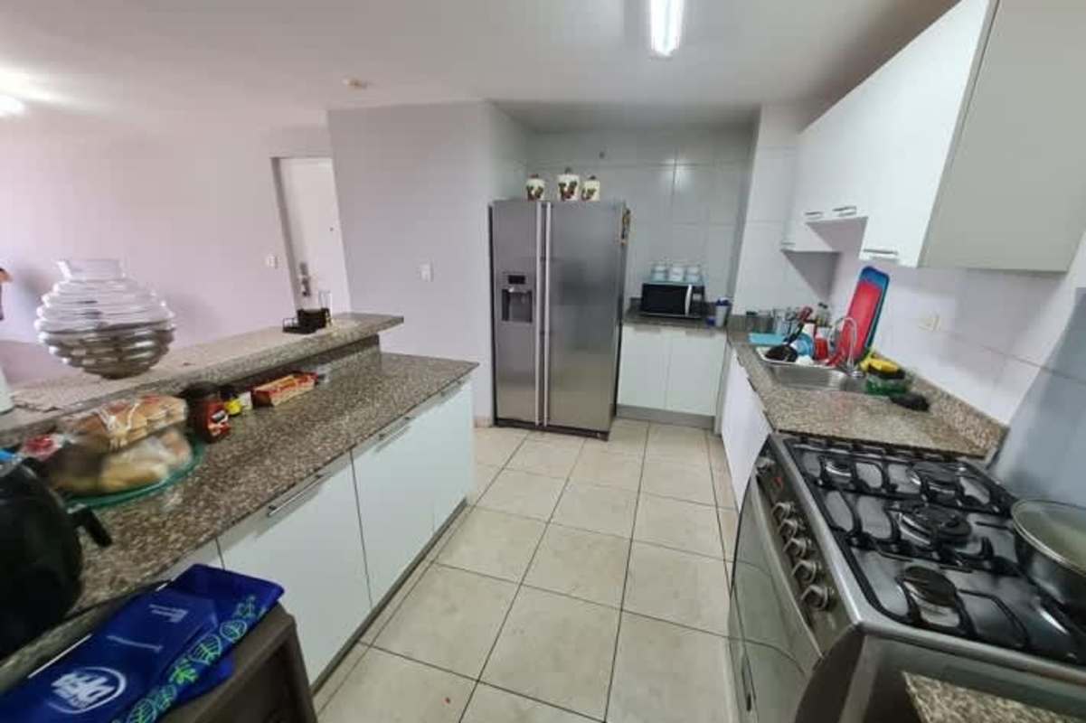 Spacious bedroom with large windows city view PH Country Club Condado del Rey Panama