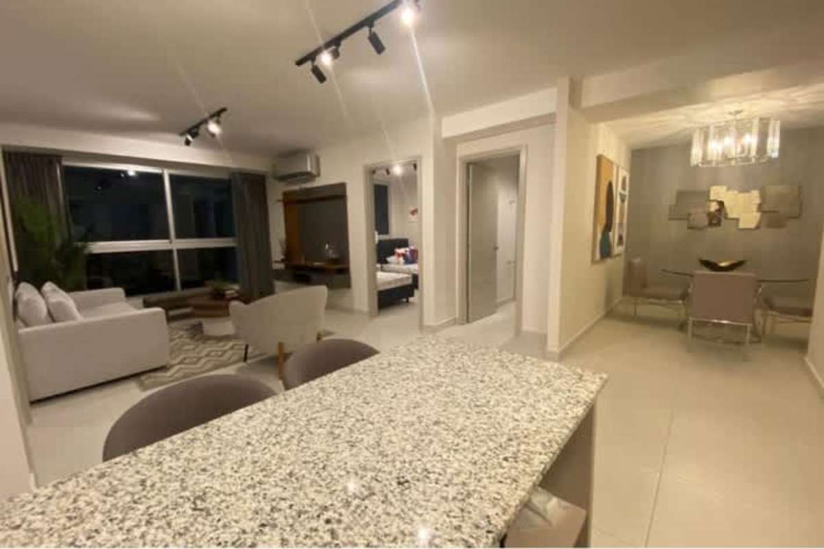 Secondary bedroom with large closet and bright windows in Bella Vista Residences Panama City
