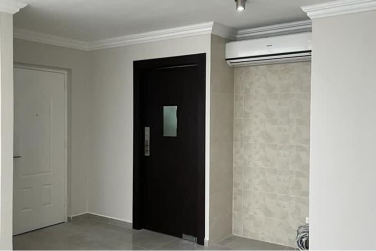 Modern reception lobby with elevator Costa del Este apartment