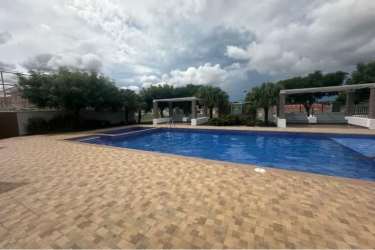 Spacious 3BR Family Home with BBQ Terrace Versalles Oeste La Chorrera