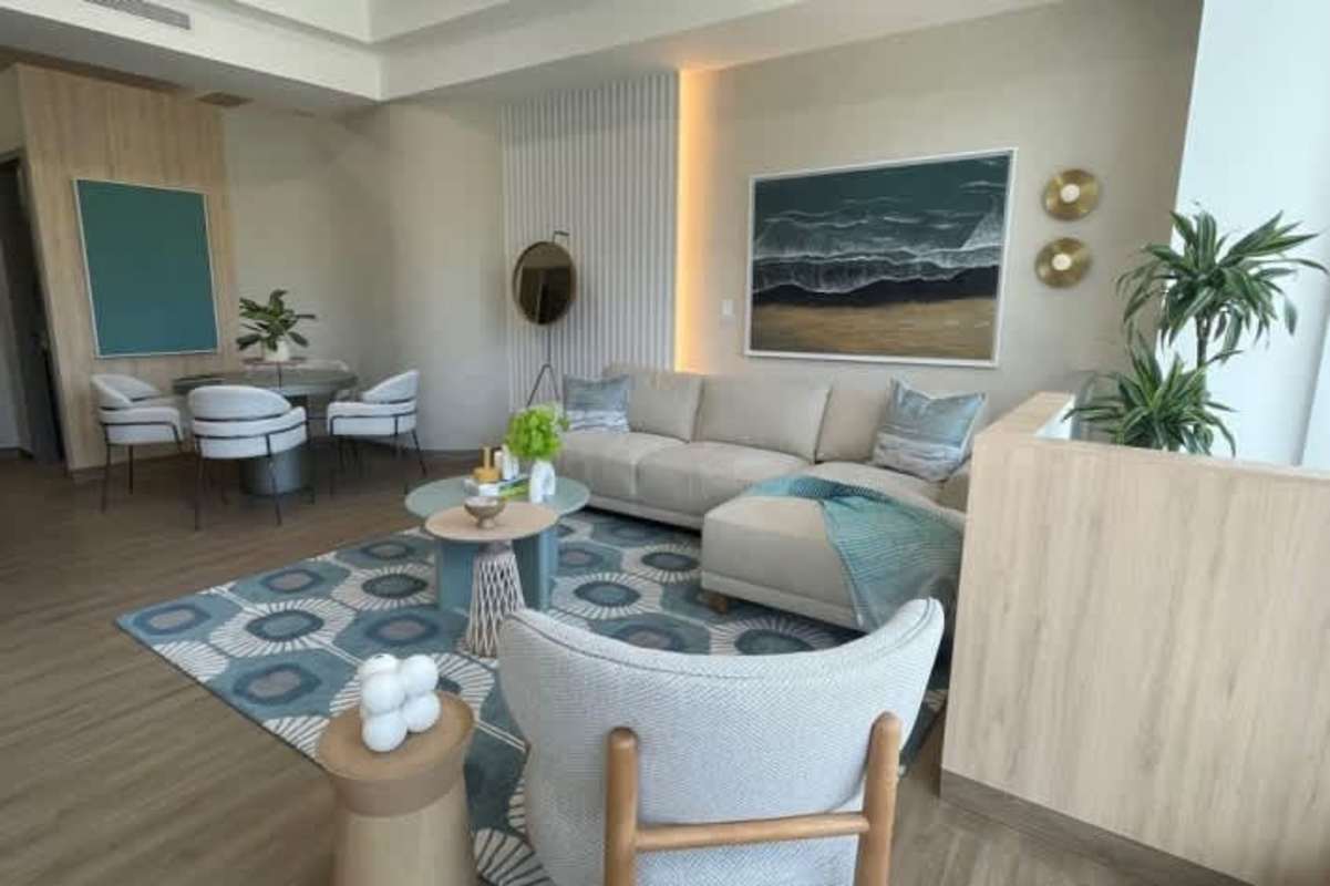 Modern walk-in closet and bathroom with vanity in PH BICSA Avenida Balboa Panama City