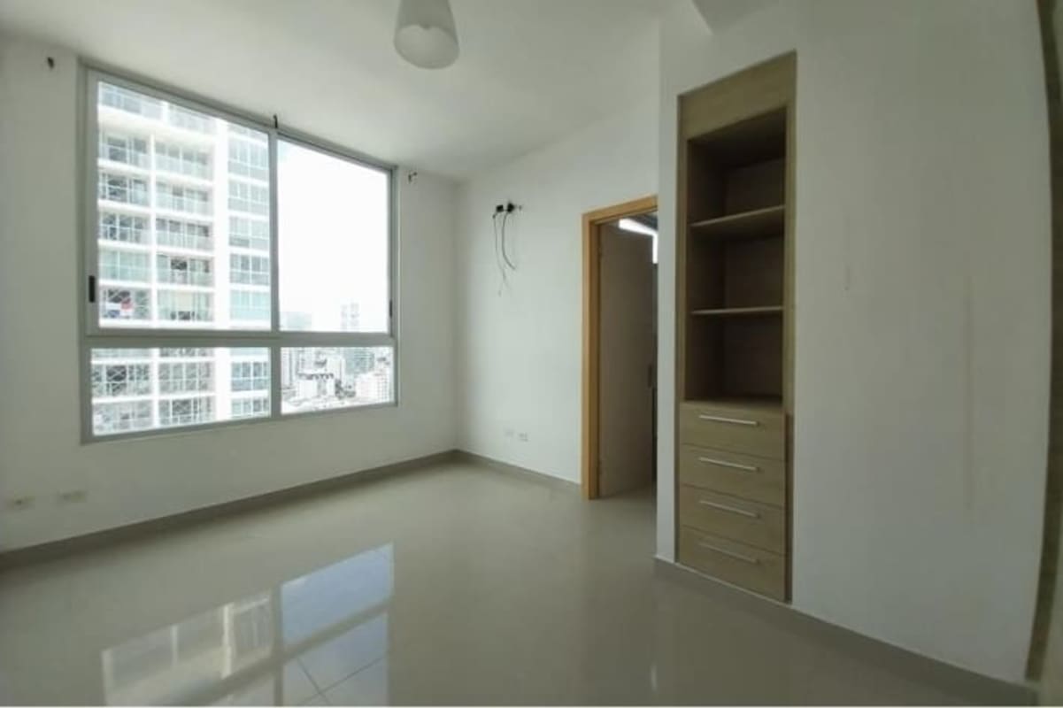 Rooftop pool area with ocean and skyline views at PH Firenze Tower San Francisco Panama