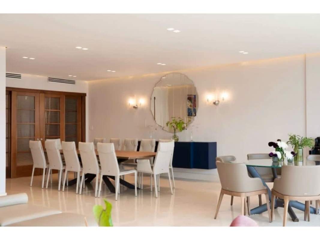 Luxury master suite featuring walk-in closet and picturesque bay view Punta Paitilla Panama