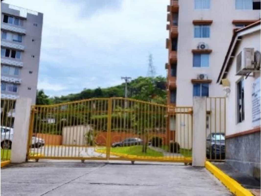 Modern 2BR Apartment PH Mallorca Park Village Los Andes