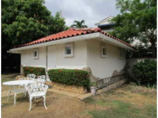 Detached House for Sale in San Francisco - 4 bedrooms