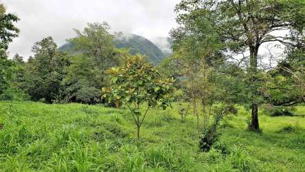 Panoramic mountain views from tourist land site in El Valle de Antón Panama