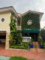 House for Sale in Rufina Alfaro - 4 bedrooms