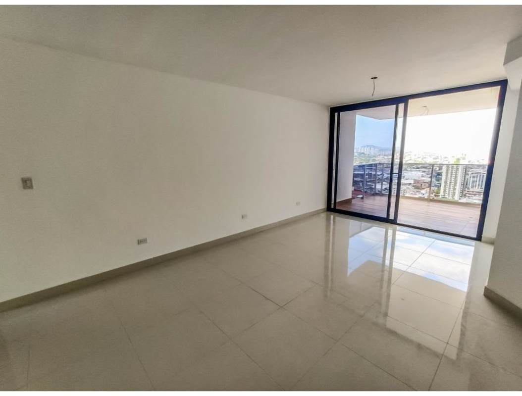 Empty bedroom with large window, built-in closet, ceramic tile floors, PH Carreras El Cangrejo Panama