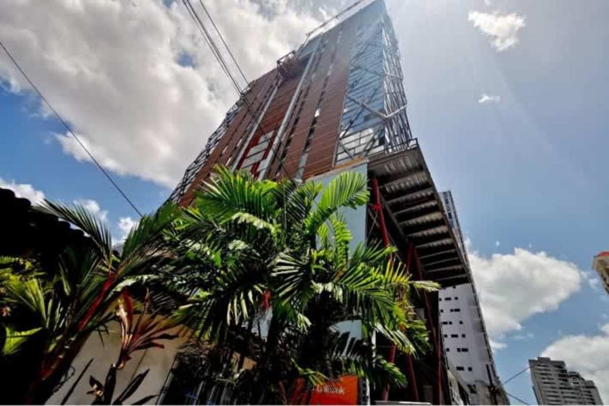 Modern high-rise with insulated glass facade in PH Urban Loft Residences San Francisco Panama