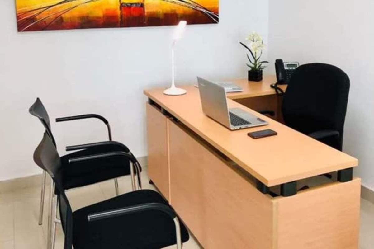 Bright executive office space with large windows, skyline views in Calle 50 Panama City