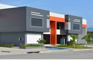 Commercial Warehouse for Sale in 24 de Diciembre - 0 bedrooms