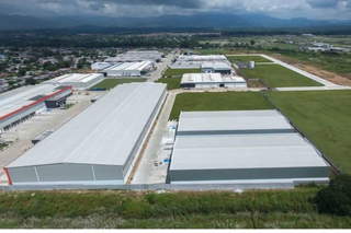 Industrial Warehouse for Sale in 24 de Diciembre - 0 bedrooms