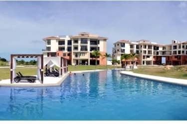 Jacuzzi pool with ocean views at PH Casa Real Vista Mar Golf and Beach Resort Panama