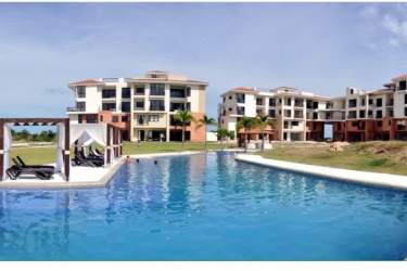 Contemporary kitchen with stainless appliances, island and ocean views, PH Casa Real Vista Mar Panama