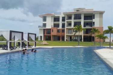 Modern kitchen with granite counters and island PH Casa Real Panama