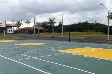 Outdoor multi-sport court with markings in Rodeo Viejo Country Panama
