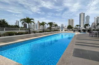 Apartment for Sale in San Francisco - 3 bedrooms