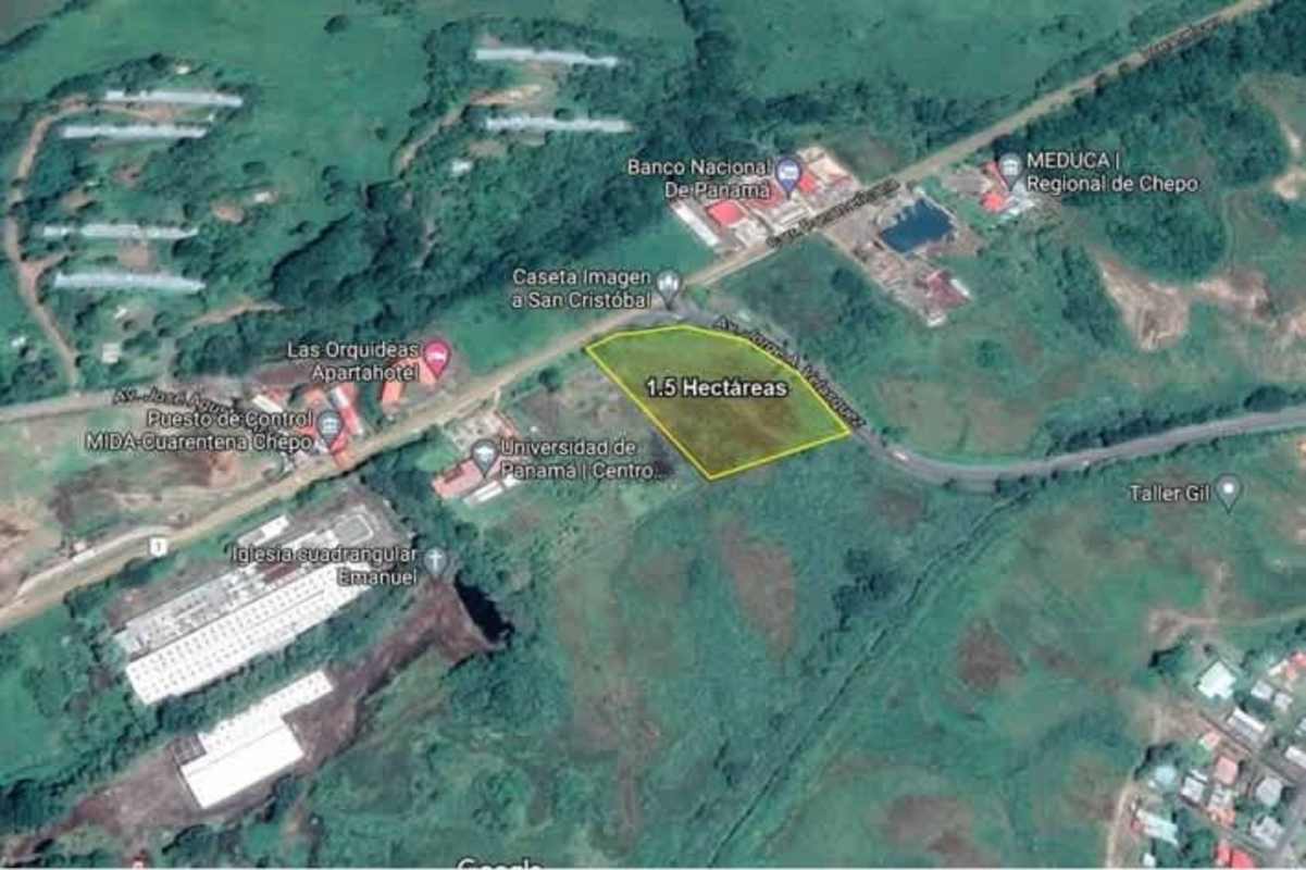 1.5-hectare strategic plot beside highway in growing Chepo Panama