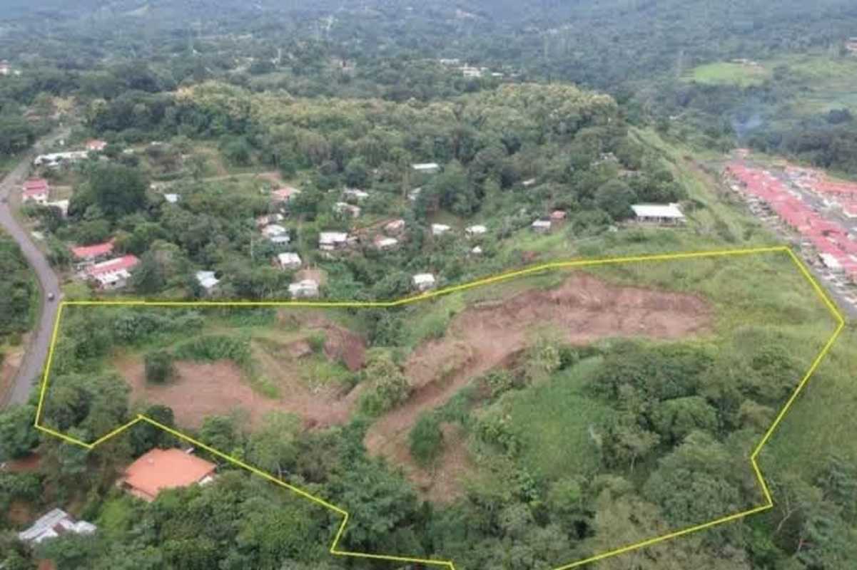 Cleared and level land plot suitable for warehouses or housing project Pedregal Panama