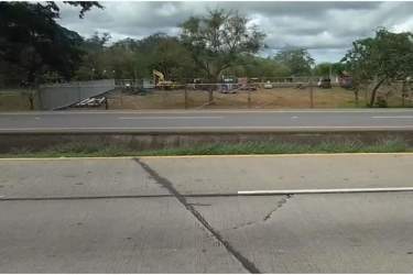 Cleared flat land plot Rio Grande Penonomé Coclé with adjacent Pan-American Highway Panama