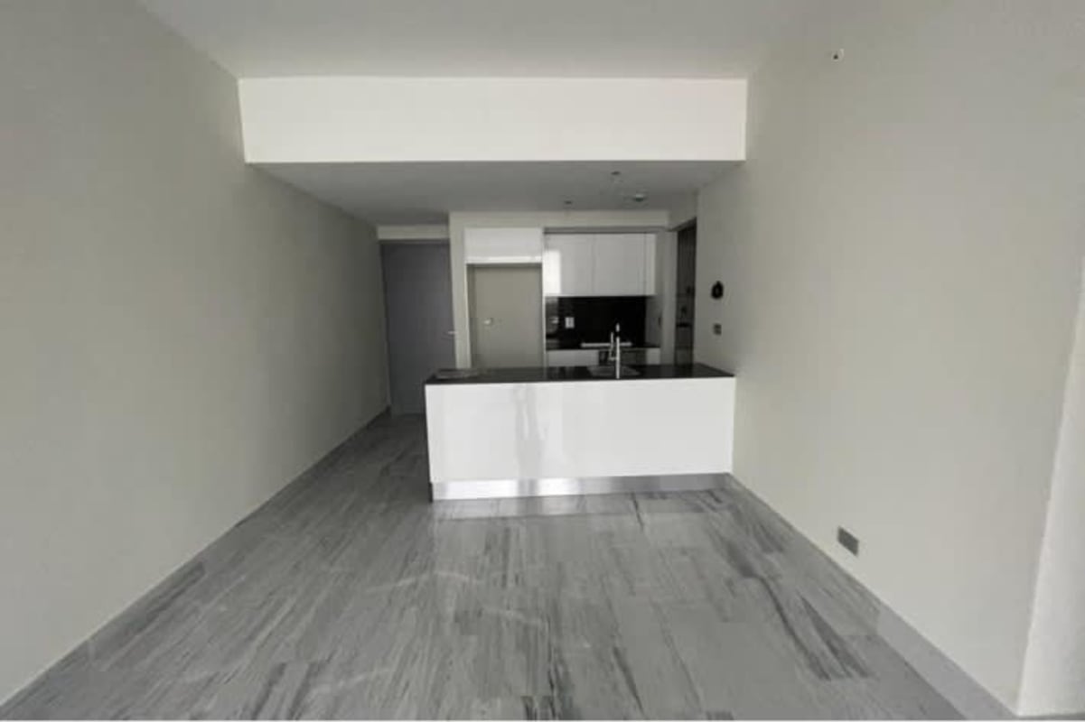 Small multipurpose room for office or maid with window in PH Nuovo by Armani Panama