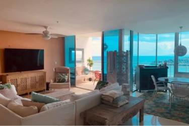 Open concept living area penthouse with panoramic ocean views at Casa Bonita Panama