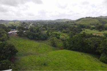 Mountain and countryside views from large ranch property for sale Panama Oeste