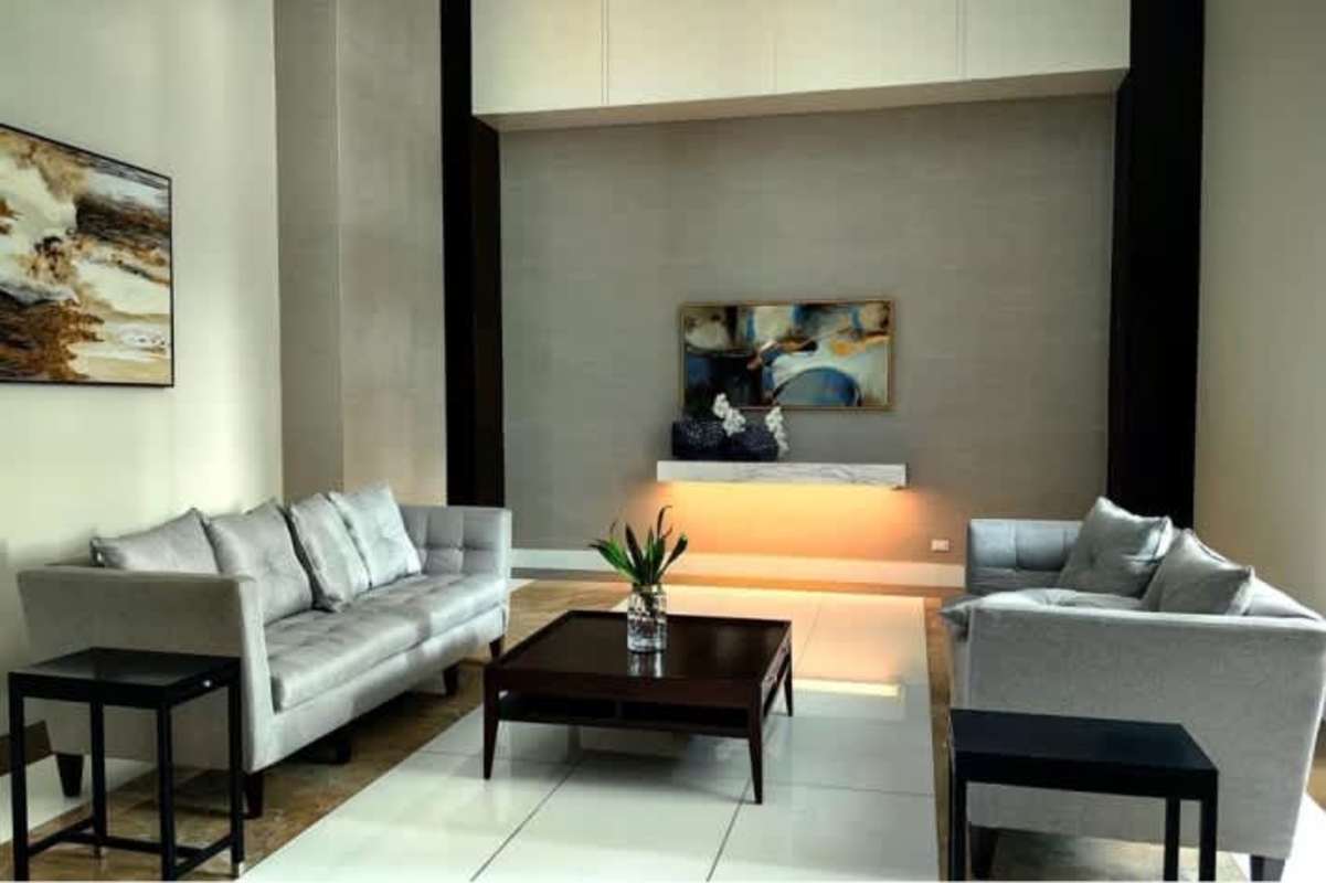 Covered balcony with Pacific Ocean views from PH Pacific Point Punta Pacifica Panama