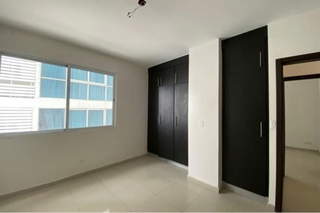 Apartment for Sale in San Francisco - 3 bedrooms